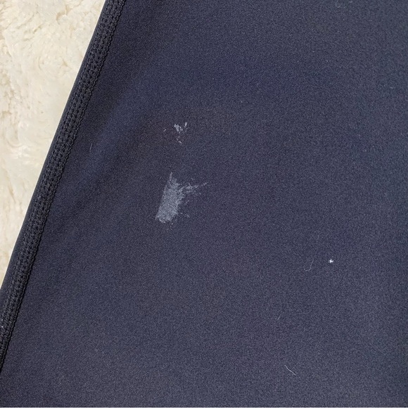 Lululemon Women's Black Flare Leg Mid Rise Leggings Size Small - Picture 4 of 9